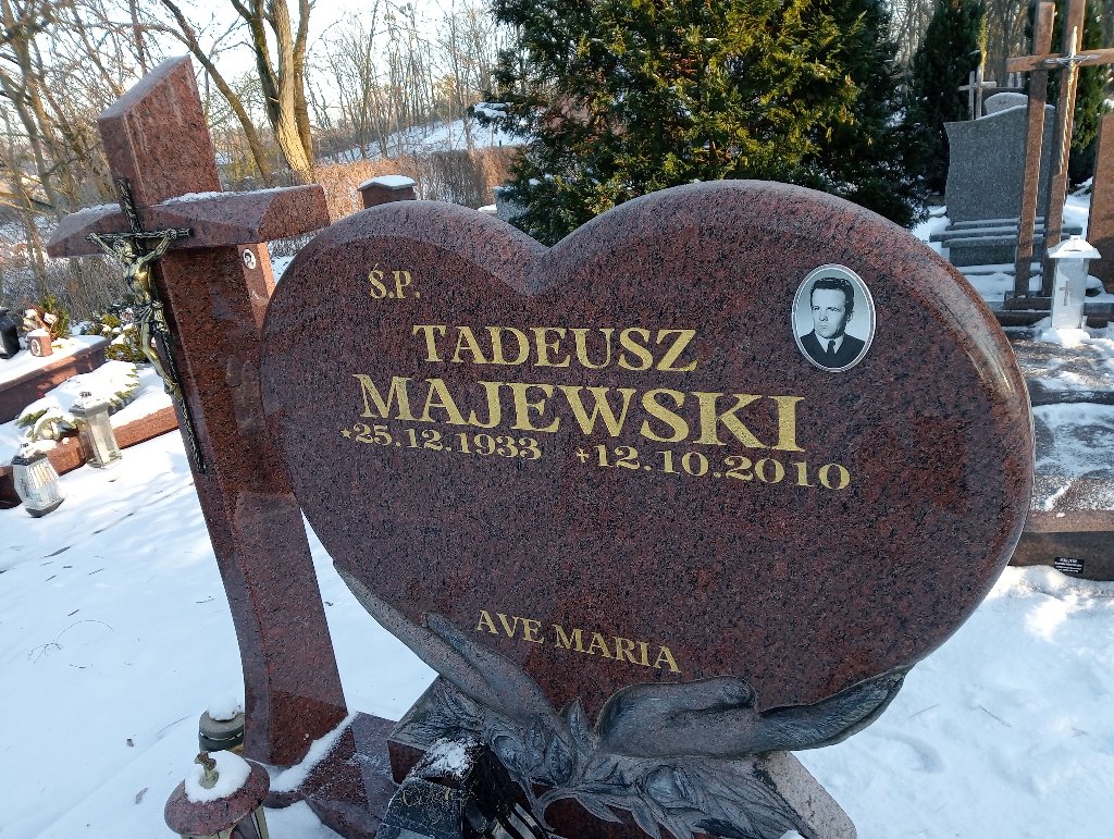 Tadeusz Majewski 1933 Widuchowa - Grobonet - Wyszukiwarka osób pochowanych